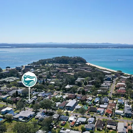 Spacious Modern Walk To The Beach Nelson Bay Exterior photo